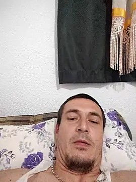 mayk18cm online show from 10/30/25, 10:06