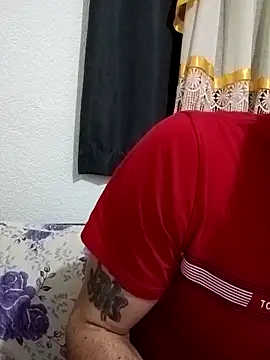 mayk18cm online show from 12/18/25, 12:38