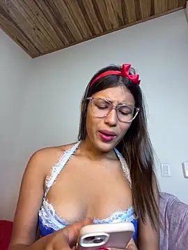 Valentinabaker online show from 02/12/25, 08:27