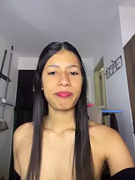 Snapshot of Valentinabaker chatting on 04/25/26, 03:31 Valentinabaker online show from 04/25/26, 03:31