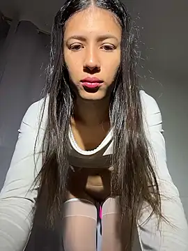 Valentinabaker online show from 01/07/26, 04:01