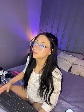 Snapshot of DeepAnalAddict chatting on 12/14/25, 04:18 DeepAnalAddict online show from 12/14/25, 04:18