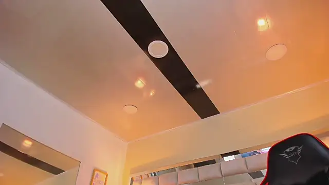 mariiahneedles online show from 02/21/25, 06:40