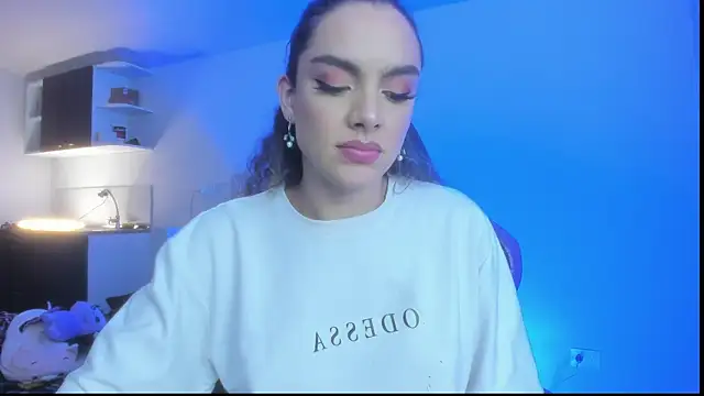 mariiahneedles online show from 06/08/26, 01:28