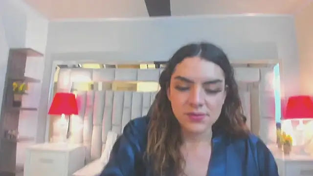 mariiahneedles online show from 11/29/25, 10:32