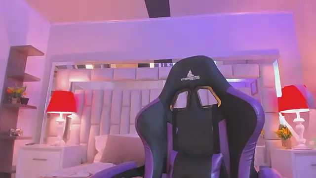 mariiahneedles online show from 03/07/26, 01:12