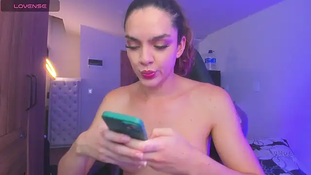 mariiahneedles online show from 07/14/26, 12:32