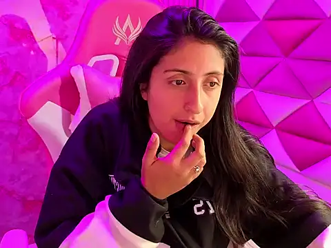 Cameron cutte online show from 02/22/26, 03:42