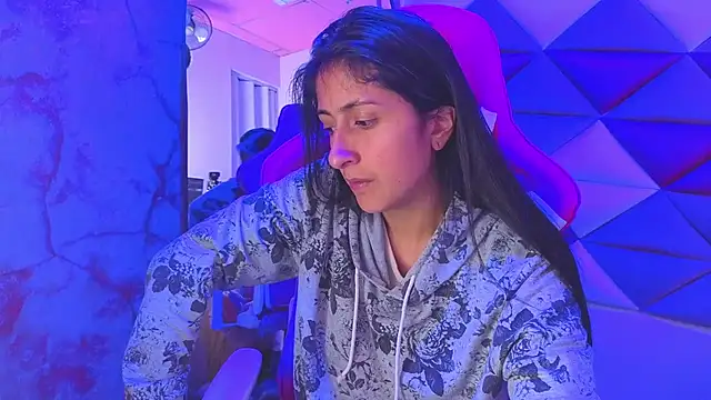 Cameron cutte online show from 10/24/25, 02:43