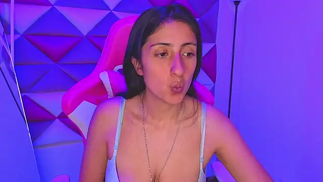 Cameron cutte online show from 11/07/25, 08:24