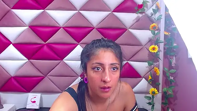 Cameron cutte online show from 03/18/25, 09:01