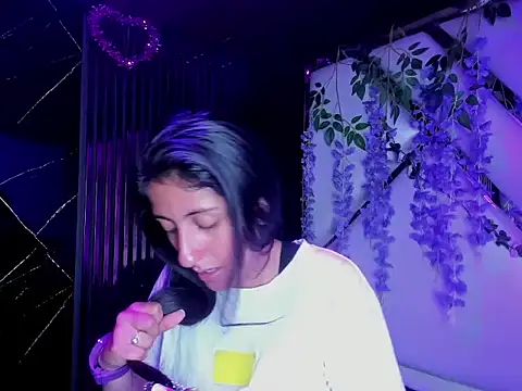 Cameron cutte online show from 12/23/25, 03:39