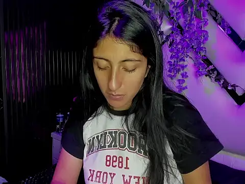 Cameron cutte online show from 12/21/25, 03:30