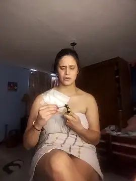 Catalinacandela online show from 02/14/26, 06:52