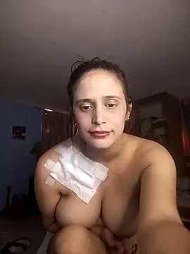 Catalinacandela online show from 02/13/26, 07:25