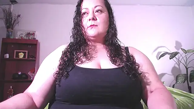 Snapshot of Aleia_Taylor chatting on 06/13/26, 11:13 Aleia Taylor online show from 06/13/26, 11:13