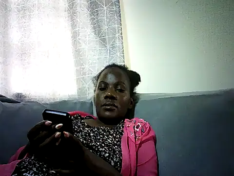 Snapshot of Pierra77 chatting on 07/20/26, 10:22 Pierra77 online show from 07/20/26, 10:22