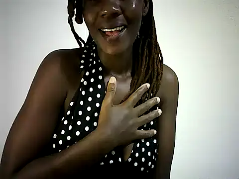 Pierra77 online show from 10/26/25, 01:00