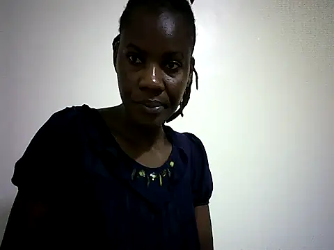 Snapshot of Pierra77 chatting on 10/04/25, 07:32 Pierra77 online show from 10/04/25, 07:32