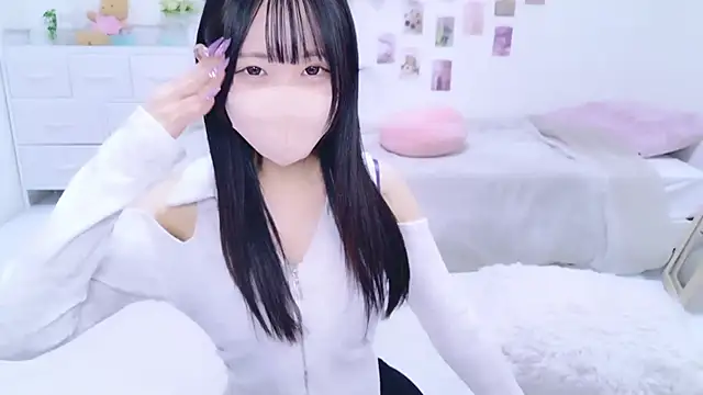 Suzu ch xx online show from 10/05/25, 12:18