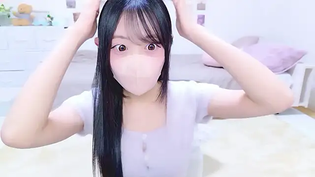 Suzu ch xx online show from 03/24/26, 12:05