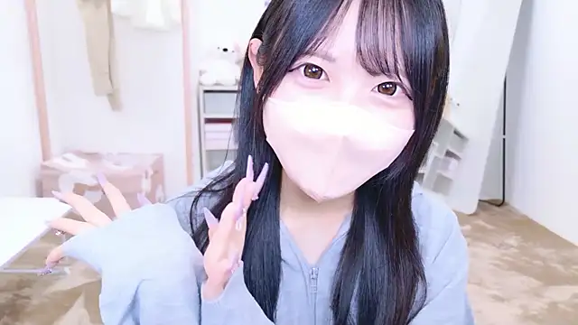 Suzu ch xx online show from 09/23/25, 01:07