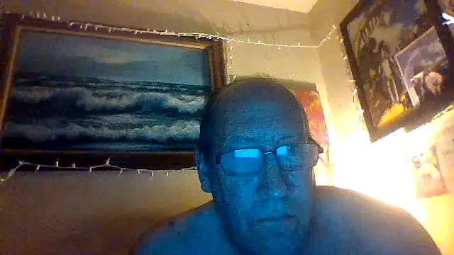 Snapshot of hornyrich69 chatting on 02/06/26, 02:51 hornyrich69 online show from 02/06/26, 02:51