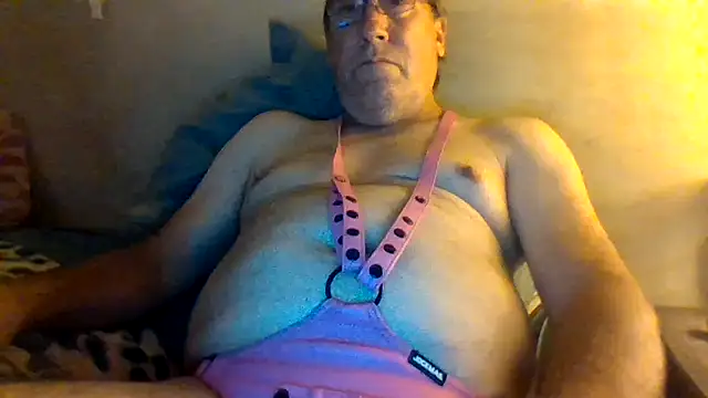 Snapshot of hornyrich69 chatting on 04/20/26, 03:09 hornyrich69 online show from 04/20/26, 03:09
