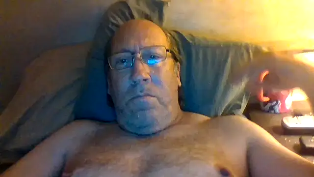 Snapshot of hornyrich69 chatting on 06/13/26, 05:49 hornyrich69 online show from 06/13/26, 05:49