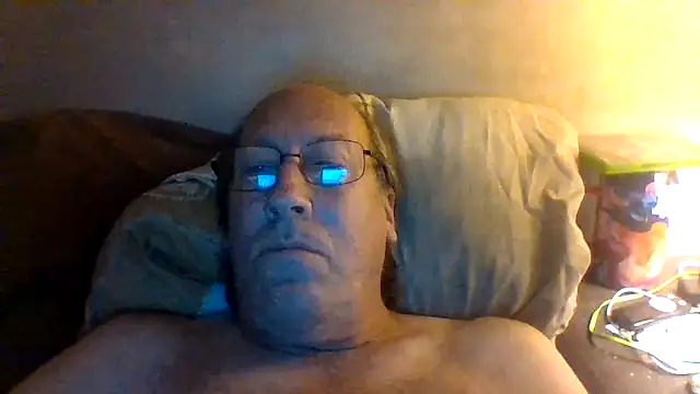 Snapshot of hornyrich69 chatting on 07/07/26, 07:09 hornyrich69 online show from 07/07/26, 07:09