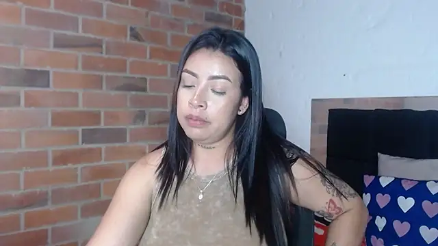 Snapshot of salome__hills1 chatting on 03/24/26, 06:19 salome hills1 online show from 03/24/26, 06:19