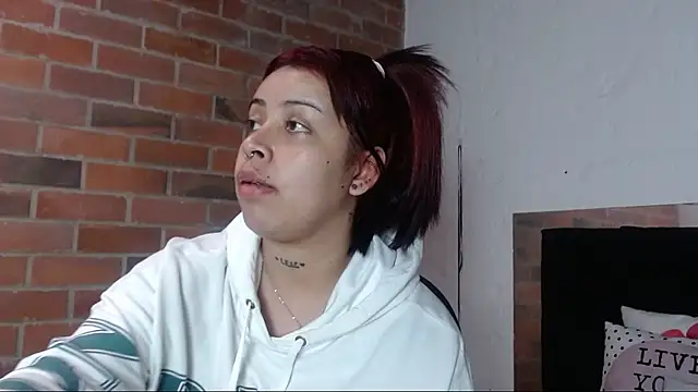 salome  hills1 online show from 03/07/25, 08:44