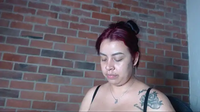 salome  hills1 online show from 02/26/25, 01:14