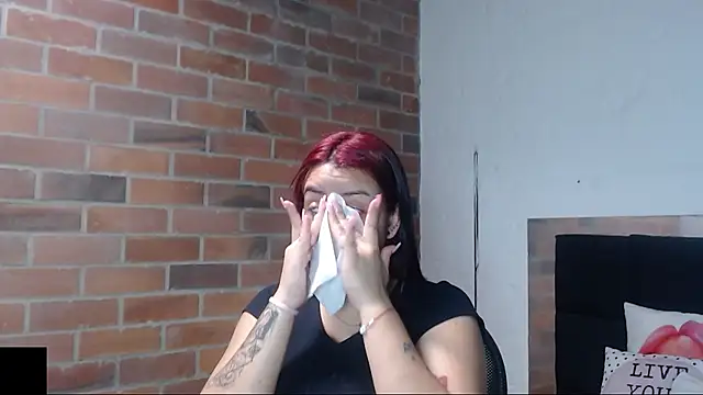 salome  hills1 online show from 03/06/25, 07:10