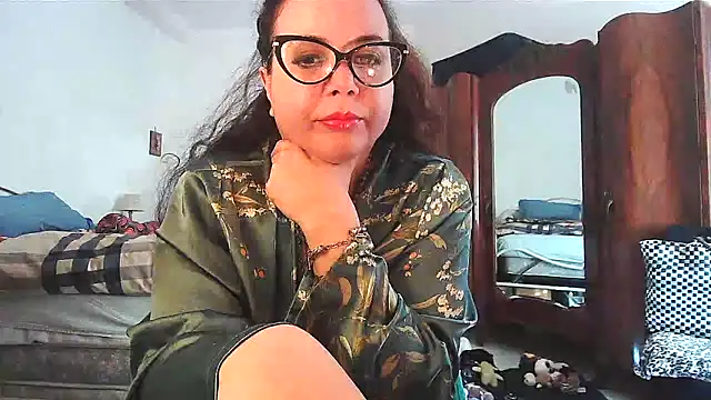 AliceBehind online show from 03/28/26, 02:51