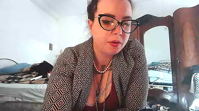 AliceBehind online show from 03/27/26, 03:13