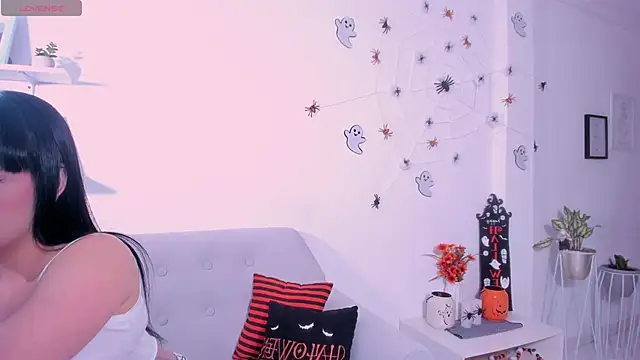 DannaHyde online show from 10/27/25, 05:25