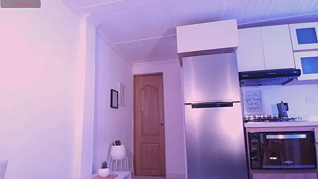 DannaHyde online show from 11/19/25, 06:19