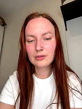 EmmaWarren online show from 10/24/25, 05:45