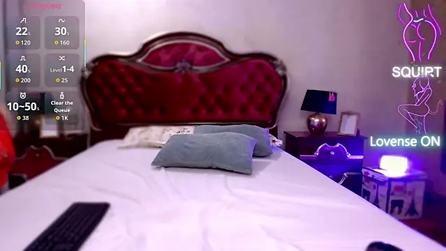 StacyLight online show from 01/08/26, 06:36