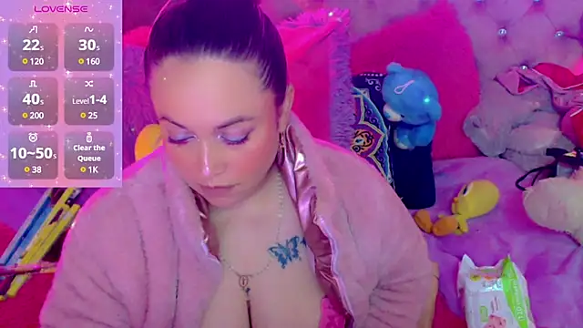 Snapshot of martina_bk chatting on 02/12/25, 06:08 martina bk online show from 02/12/25, 06:08