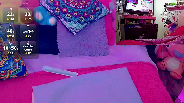 Snapshot of martina_bk chatting on 02/26/25, 07:42 martina bk online show from 02/26/25, 07:42