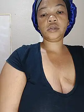 FreakyAngel3X online show from 05/18/26, 07:07