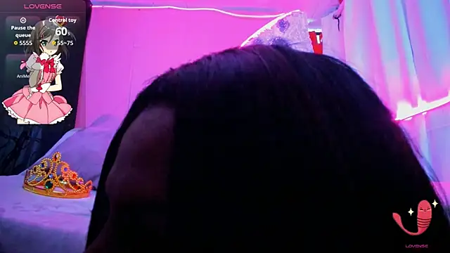 Mracialatina online show from 10/21/25, 10:09