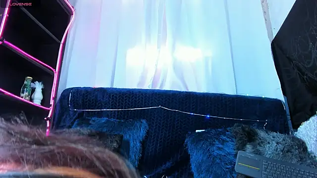 Mracialatina online show from 11/09/25, 04:33