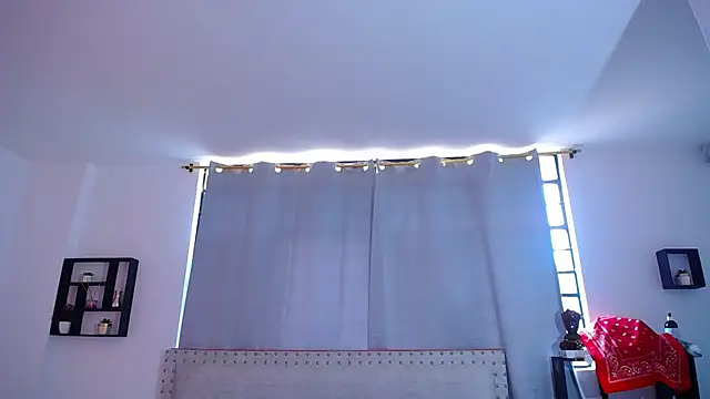 Chiqui milk  online show from 03/10/25, 07:07