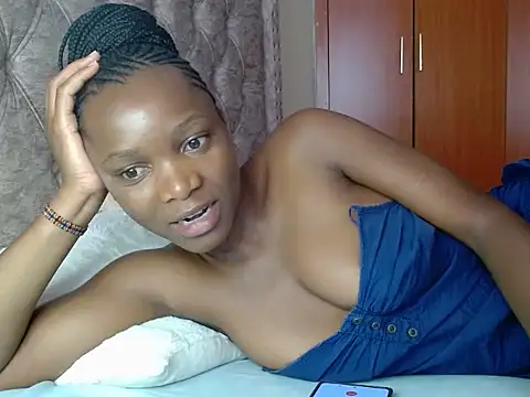 Snapshot of Naughty_Girl17 chatting on 03/12/25, 09:34 Naughty Girl17 online show from 03/12/25, 09:34