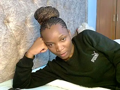 Naughty Girl17 online show from 12/15/25, 05:13