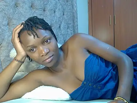 Snapshot of Naughty_Girl17 chatting on 02/22/25, 06:30 Naughty Girl17 online show from 02/22/25, 06:30