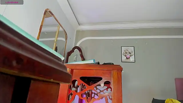 Jimena Grey online show from 01/09/26, 03:57